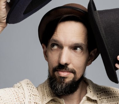 Gustavo Spínola apresenta álbum “Do Acaso ao Cais” em show em Campinas