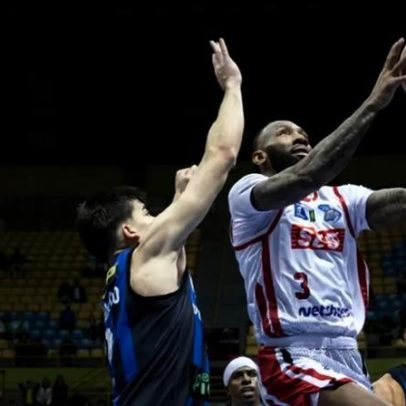 Franca vence Pinheiros e conquista mais uma taça do NBB