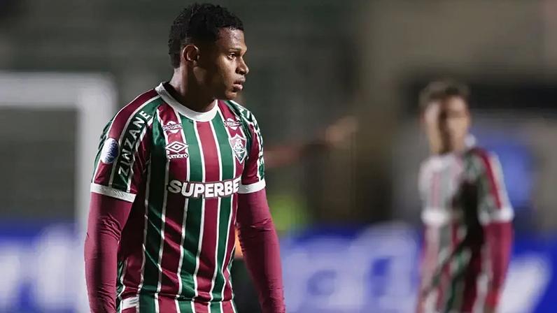 Kelwin em ação pelo Fluminense na Sul-Americana (Foto: Marcelo Gonçalves/ Fluminense FC)
