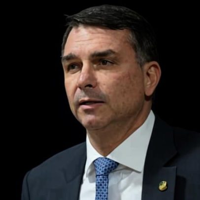 Eleitorado fora da polarização ganha foco em pesquisas e debates