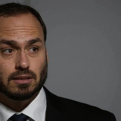 Justiça do Rio torna ex-chefe de gabinete de Carlos Bolsonaro réu por rachadinha
