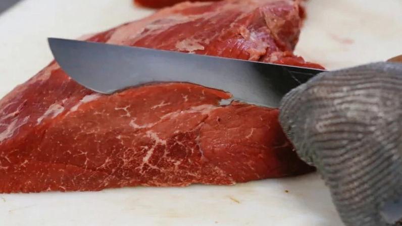 Com a medida, o Brasil fica proibido de exportar carne para a União Europeia a partir de 3 de setembro