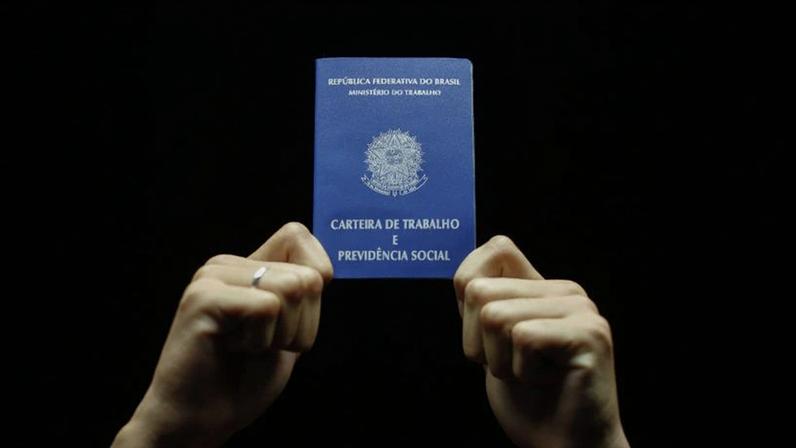 Não adianta só a promoção de mudanças na jornada de trabalho, é essencial a adoção de outras medidas mais estruturantes, diz o articulista