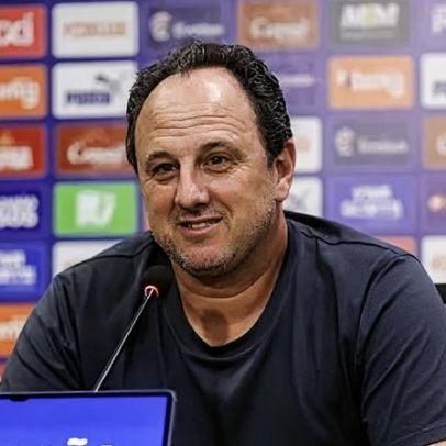 Rogério Ceni envia recado a goleiro de Cabo Verde