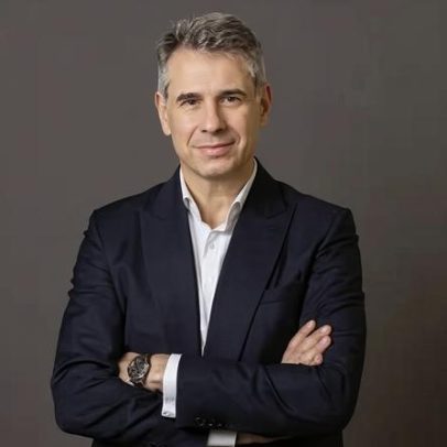 Eletrificação e conectividade redefinem o setor, afirma CEO da VW
