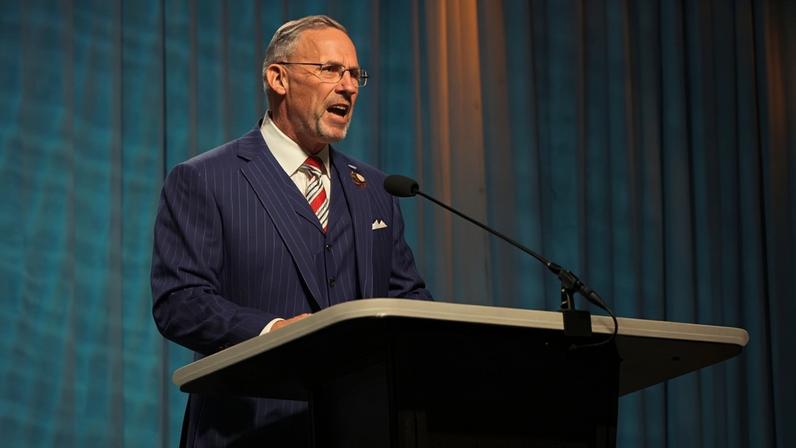 Discurso da SBC: Clint Pressley convoca Batistas do Sul a viverem dignamente