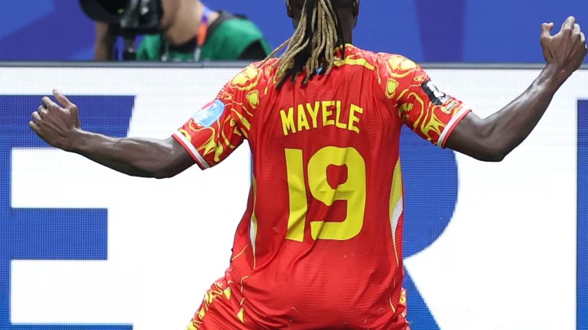 RD Congo vira sobre o Uzbequistão e garante classificação histórica na Copa