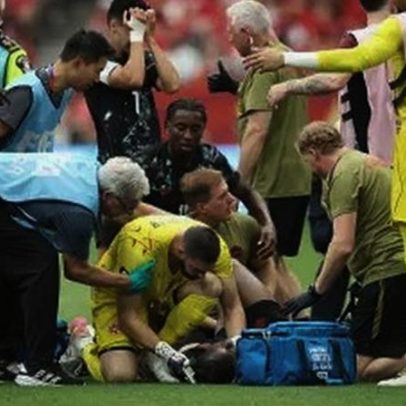 Momento da lesão grave de Koné, jogador canadense, contra o Catar