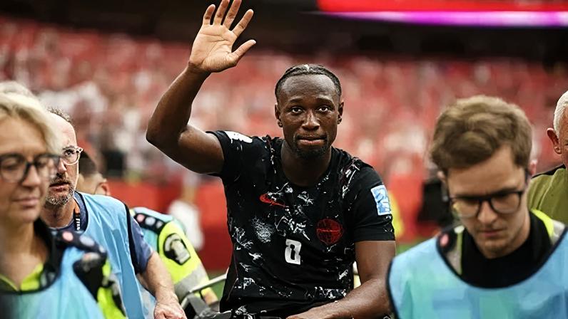 Koné após lesão em Canadá x Catar