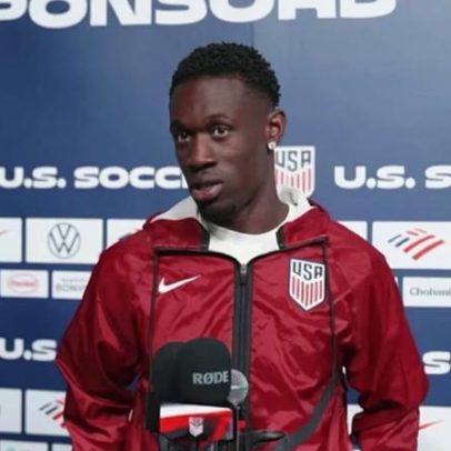 Balogun destaca conexão cada vez maior com os EUA antes de duelo com a Bósnia