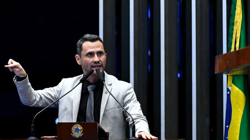 Senador Cleitinho já escolheu seu vice na eventual disputa em Minas
