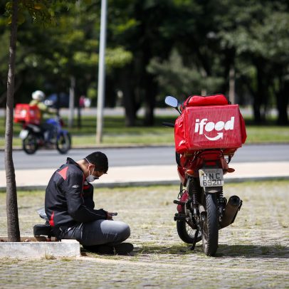 Lula anuncia linha de crédito para entregadores de apps