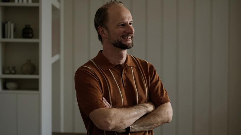 Jon Dick, CCO da HubSpot: “Não acreditamos em IA pela IA. Gostamos da IA que entrega resultados para as empresas” (Hub Spot/Divulgação)
