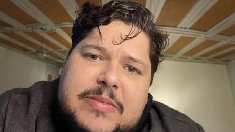Júlio Mamute relatou caso nas suas redes sociais