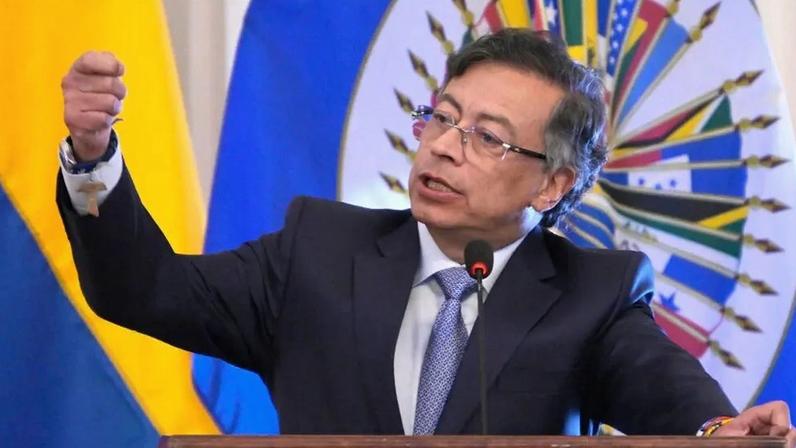 Gustavo Petro: presidente da Colômbia contesta o resultado das eleições e repete uma estratégia cada vez mais comum na esquerda latino-americana (Foto: EFE/Lenin Nolly)