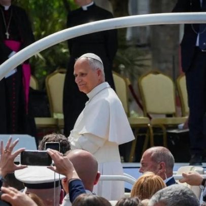 Papa Leão XIV inicia guinada na comunicação oficial do Vaticano