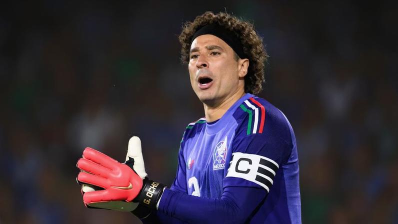 Relacionado para a estreia do México no Mundial diante da África do Sul, goleiro de 40 anos alcança marca inédita na história do futebol