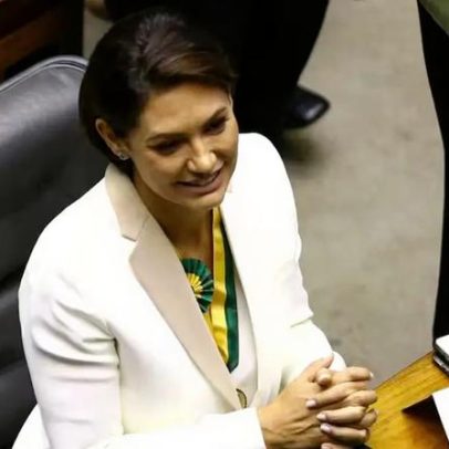 Tensão no clã Bolsonaro cresce após crítica de Michelle a Flávio