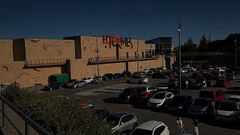 Fundo imobiliário Santander estreia com compra de centro comercial em Salamanca