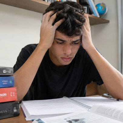 Por que muitos desistem de concursos no 1º ano e como evitar