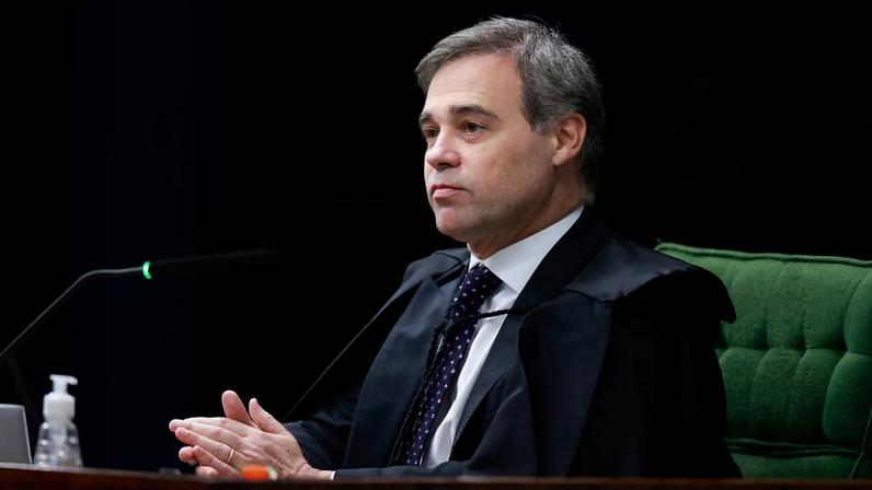 André Mendonça