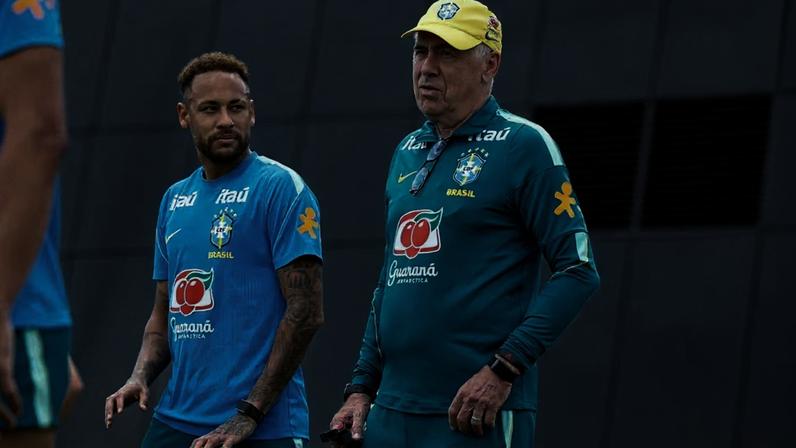 Neymar acelera no treino do Brasil sem Alisson