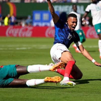 Pênalti não marcado em Mbappé é considerado erro grave na Copa