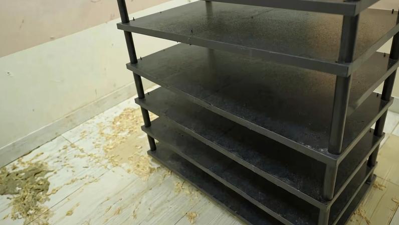Mais de 300 pítons foram encontradas em casa de criador ilegal no leste da China