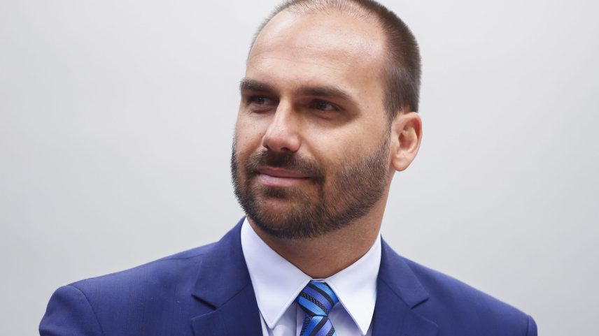 STF condena Eduardo Bolsonaro por unanimidade por “coação” a ministros; pena ainda será definida
