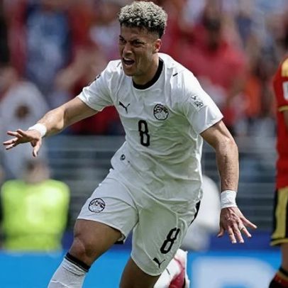 Autor do 1º gol do Egito na Copa foi condenado por agredir segurança