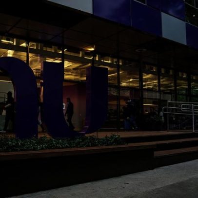 Nubank envia notificação de liquidação; clientes ficam em alerta