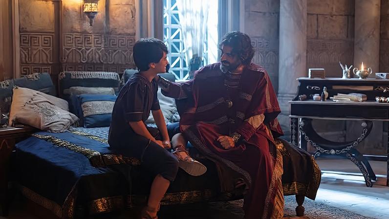 Guilherme Tavares e Gustavo Rodrigues em cena de Ben-Hur