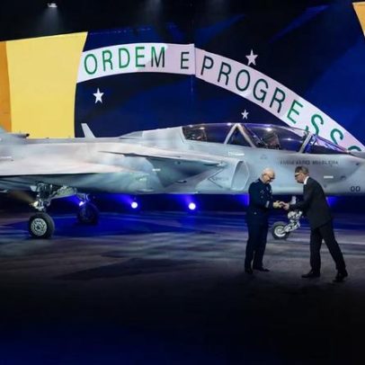 Brasil quer 20 caças Gripen e ampliar parceria militar, diz governo sueco