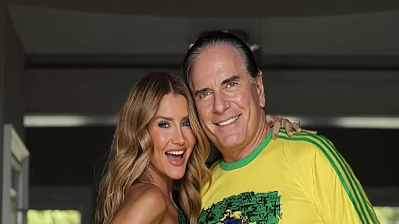 Caçula de Roberto Justus é visto fazendo compras com sobrinhos nos EUA