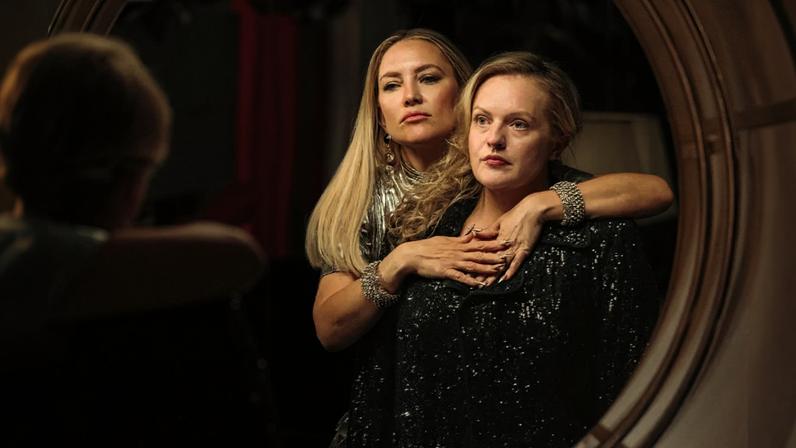 TERROR - Kate e Elisabeth: atriz decadente almeja a juventude, mas se envolve em procedimento perigoso