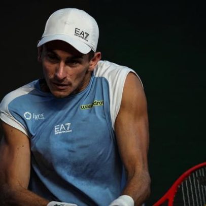 Arnaldi e Cobolli vencem e há final italiana em Roland Garros