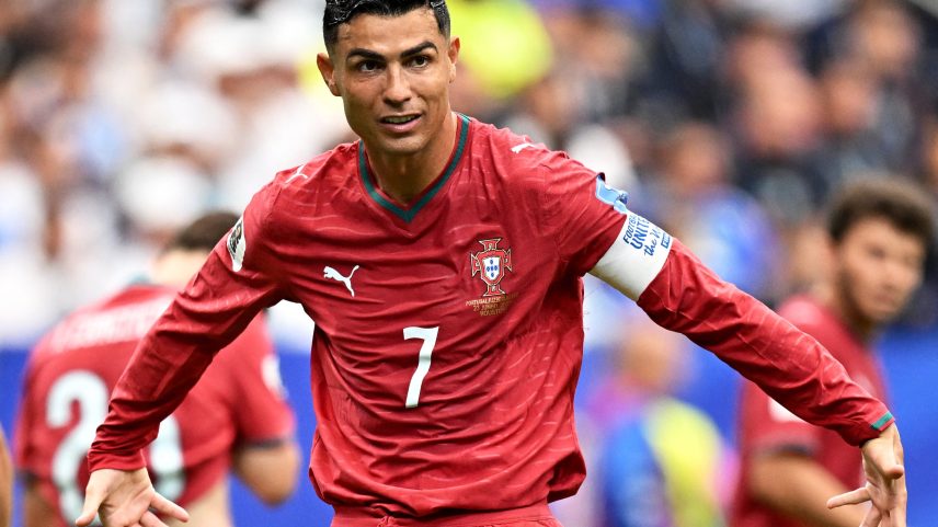 CR7 marcou dois gols na vitória da seleção portuguesa