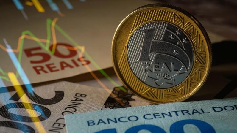 IBC-BR sobe em abril, reforçando cenário de desaceleração econômica