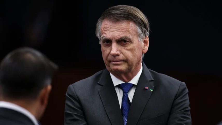 Jair Bolsonaro foi condenado a 27 anos e três meses de prisão