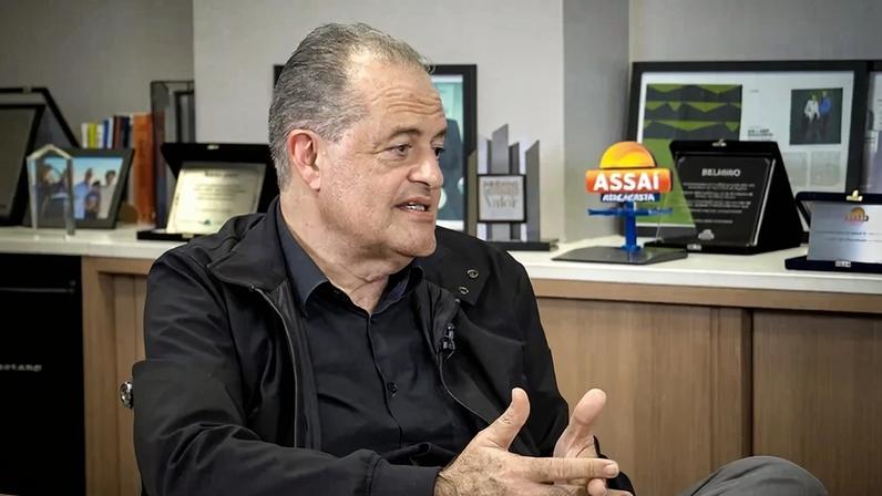Belmiro Gomes, CEO do Assaí: ‘Se fosse hoje, eu compraria o Extra novamente, mas talvez tivesse negociado de forma diferente’ (Matheus Silva /Exame)