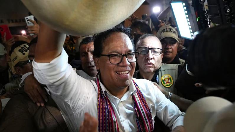 O candidato à presidência do Peru, Roberto Sánchez