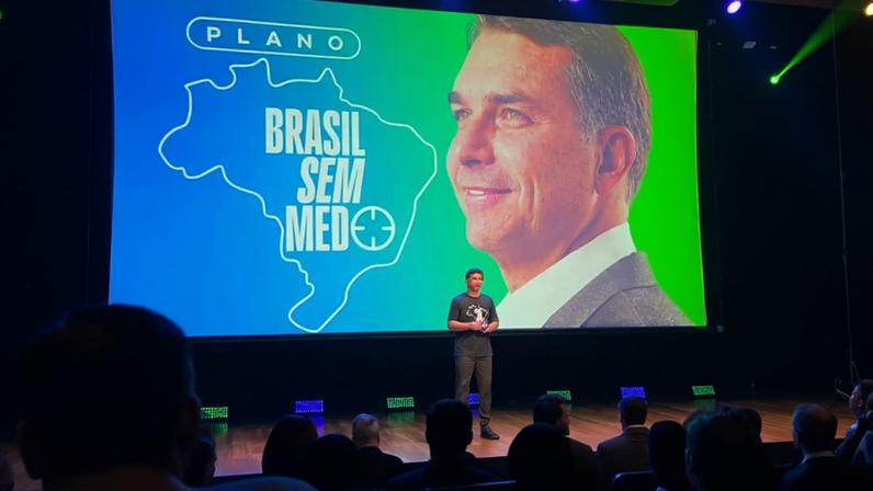 Flávio apresenta seu plano em São Paulo e defende medidas de endurecimento penal