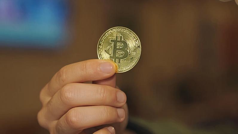 Moeda decorativa de Bitcoin