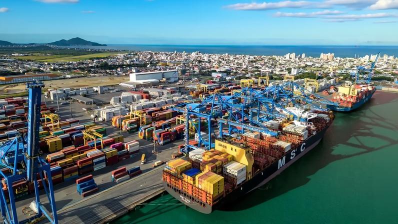 Sindicato da Indústria da Carne e Derivados de Santa Catarina (Sindicarnes) diz que empresas cumpriram as exigências sanitárias europeias e aguardam que o Ministério da Agricultura encaminhe às autoridades do bloco o relatório com as informações sobre o uso de antimicrobianos.