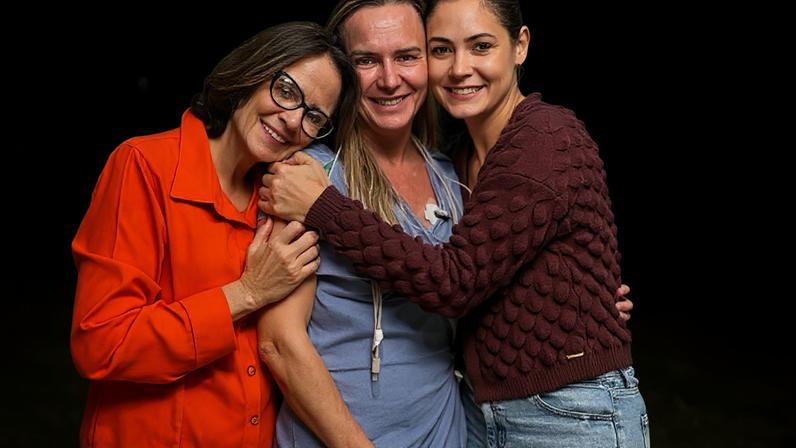 Na imagem, a senadora Damares (à esq.), a governadora Celina Leão (ao centro) e a ex-primeira-dama Michelle Bolsonaro (à dir.)