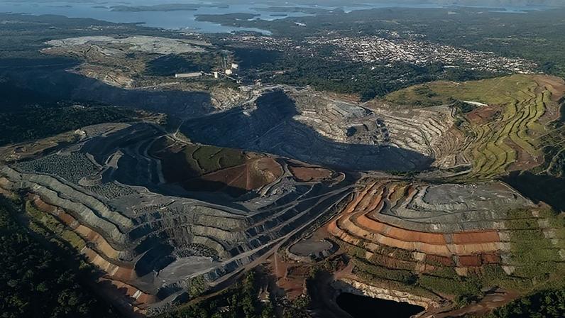 Extração, em Minaçu (GO), de elementos essenciais à fabricação de ímãs permanentes, usados em veículos elétricos