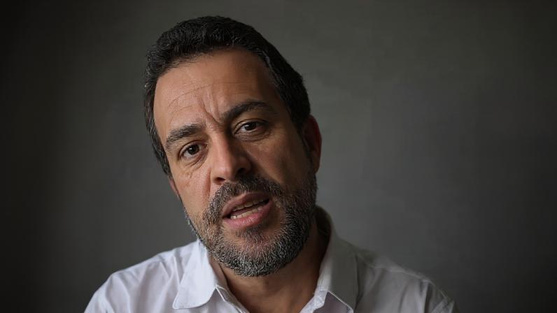Na imagem, Boulos em discurso nas redes sociais sobre "Porta-Vozes de Lula"