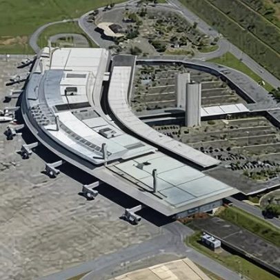 Policial militar do RJ é presa suspeita de furtar fone no Aeroporto de BH