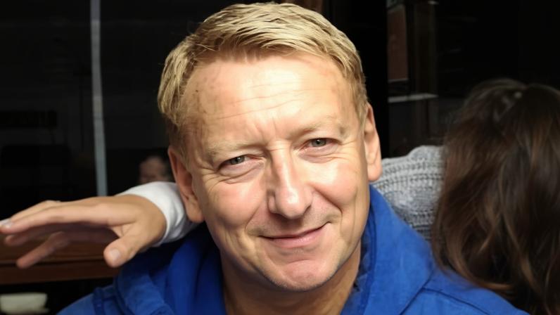 Alan Forster: comissário foi encontrado morto em quarto de hotel