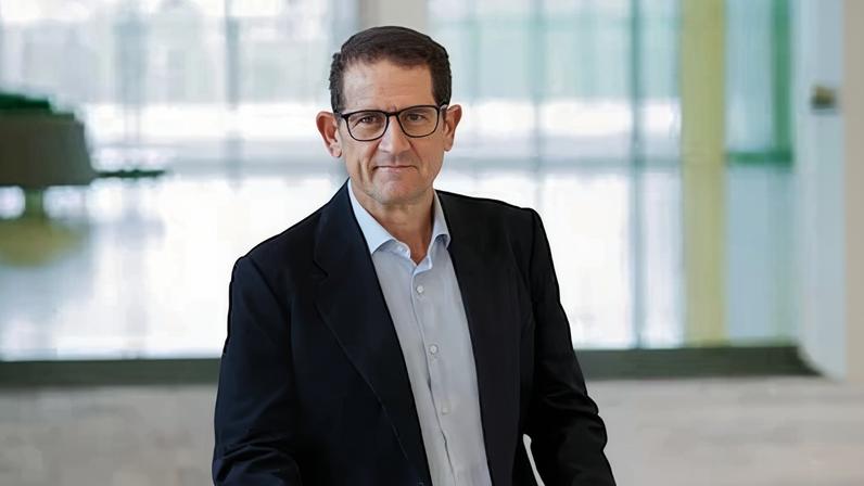 Héctor Hernández deixa Mercadona após 23 anos como braço-direito de Roig
